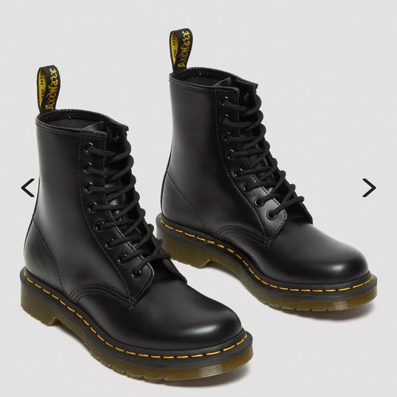 1460 WOMEN'S DR MARTENS - Picture 1 of 9